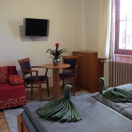 Pension Orbis Mariánské Lázně Exterior foto